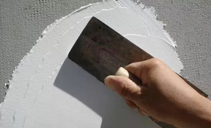 耐水腻子详细解释！腻子施工遇问题这样解决